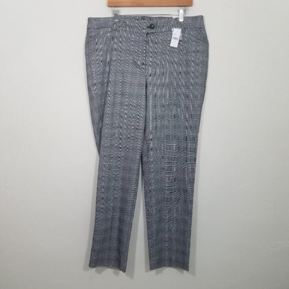 NWT Lane Bryant Mid-Rise Straight Super Stretch 4-Season Plaid Dress Pants